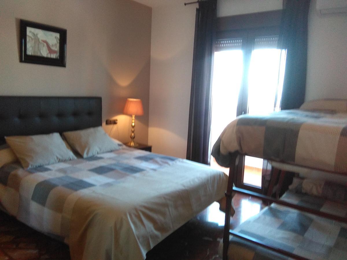 Villa A 15' Granada, Piscina, Solarium, Futbolín, Casa Medina Güevéjar Exterior foto
